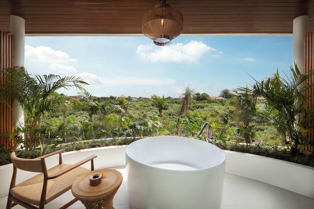 Grand Smart Suite Double with Bathtub - Photo 3