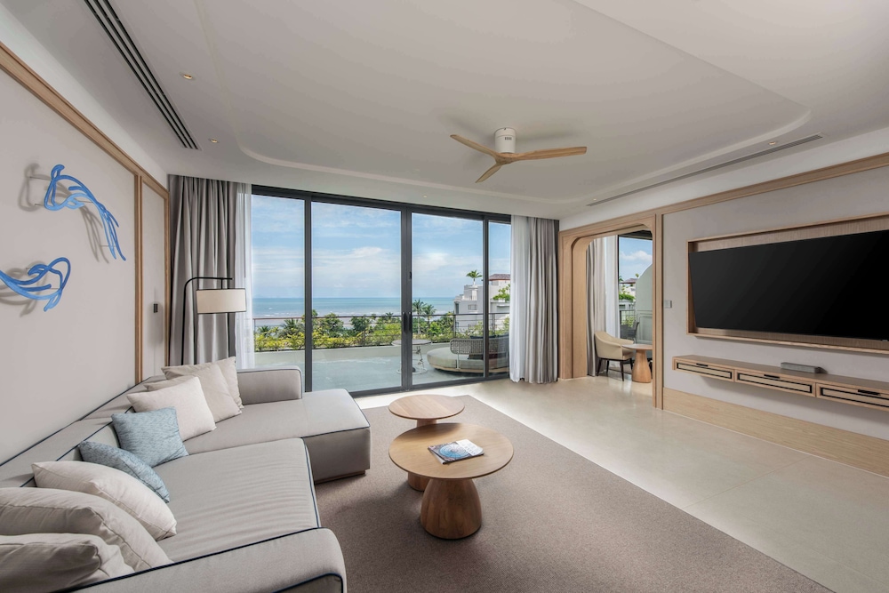 Grand Family Sea View Suite - Photo 5