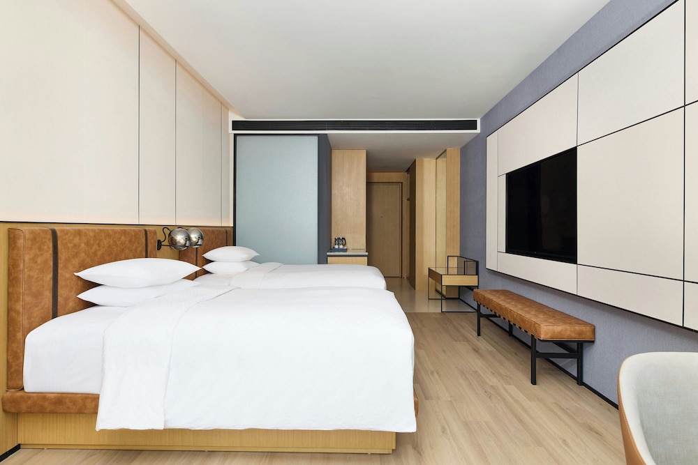 Standard Double Room, 2 Double Beds, City View photo 2