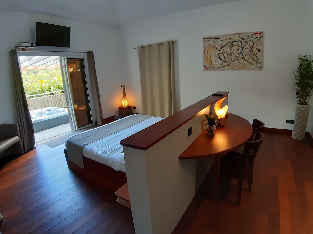 Luxury Villa photo 2