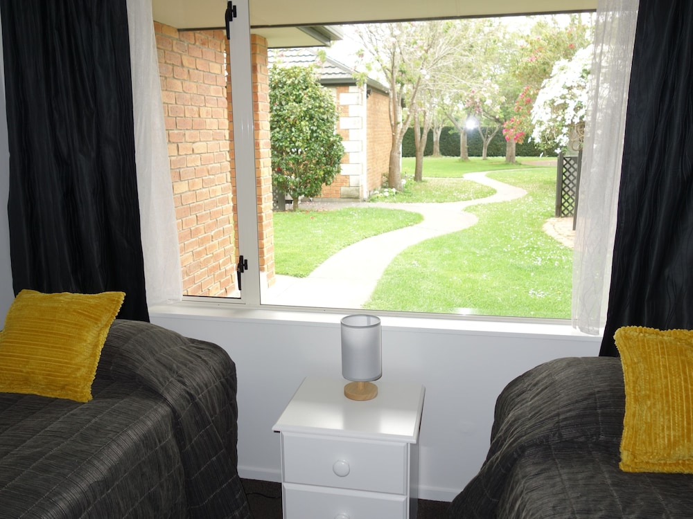 One Bedroom Family Unit