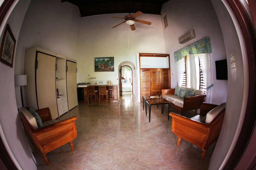 Standard Room, Garden View - Photo 9