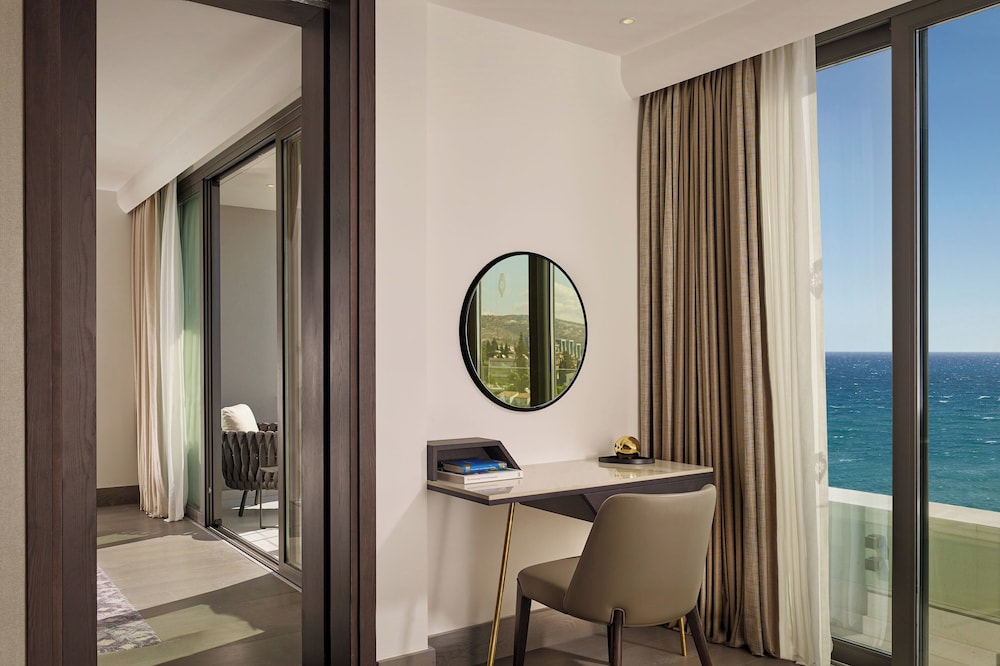 Signature Suite, 1 Bedroom, Sea View photo 3