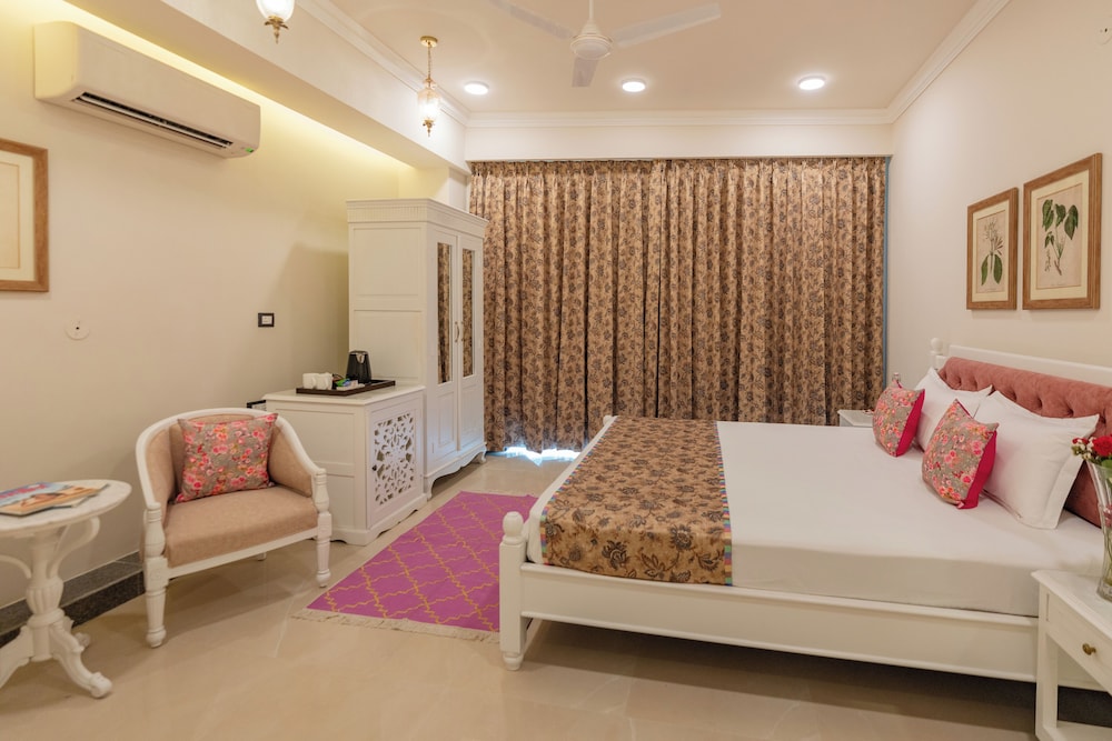 Rose Room