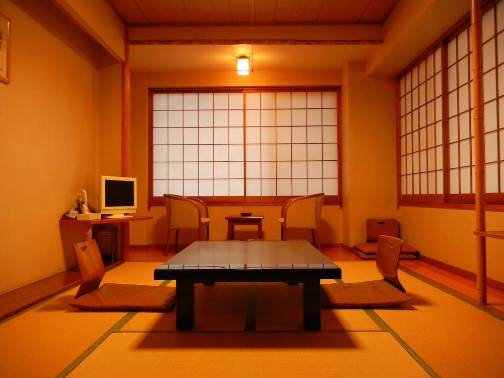 Japanese Style Room, Shared Bathroom, Smoking photo 1