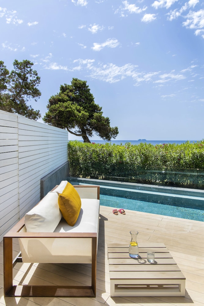 Exclusive ME+ Junior Suite with Private Pool and Sea View - Photo 10