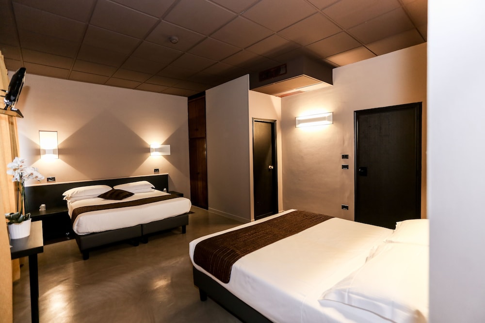 Triple Room photo 2