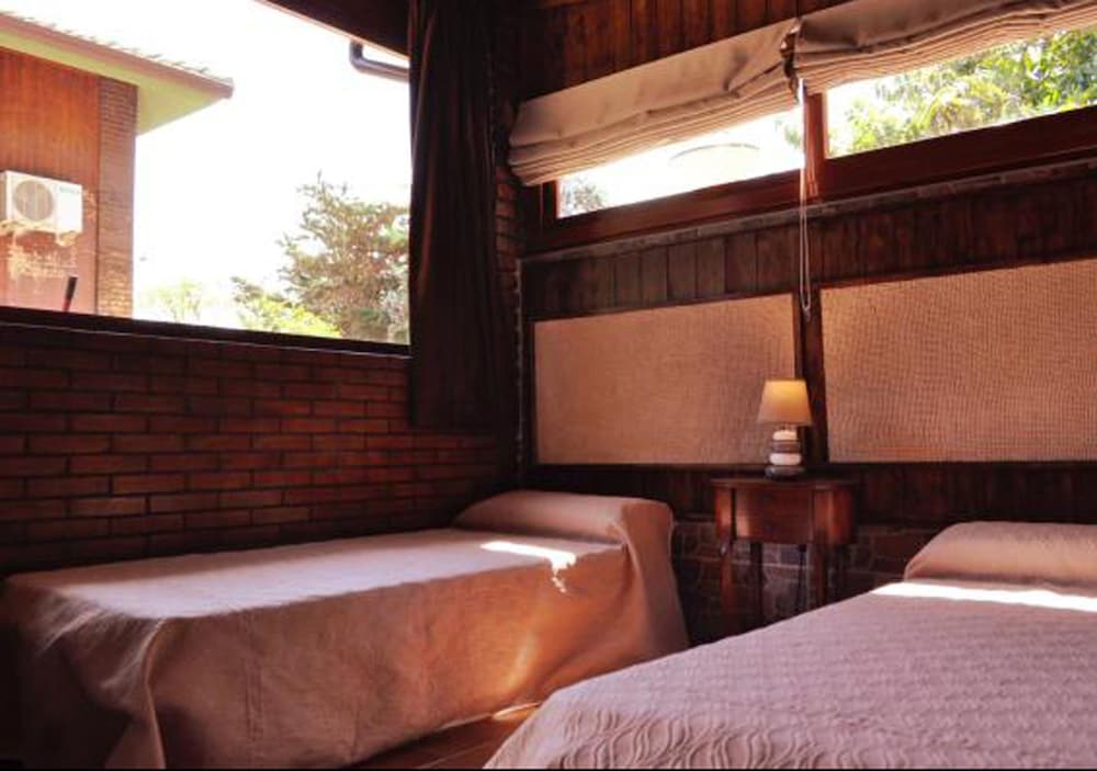 Cottage 1 - Photo 2