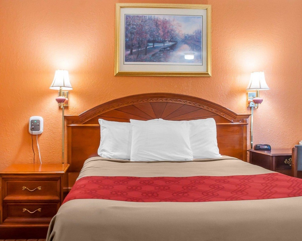 Room, 1 Queen Bed, Accessible, Non Smoking - Photo 3