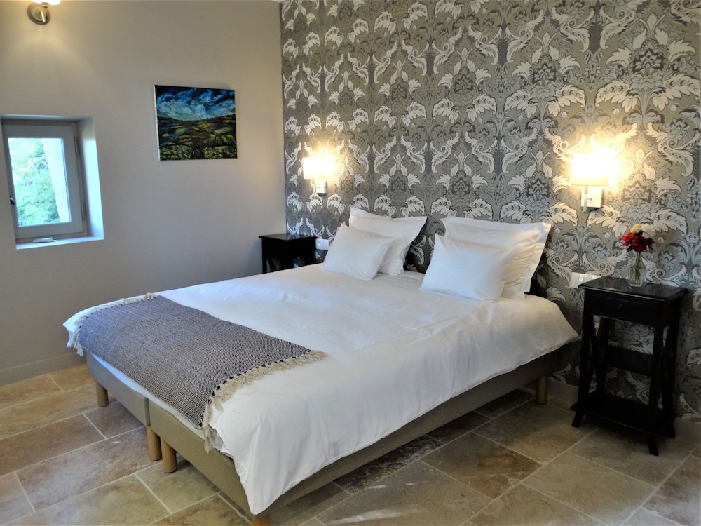 Comfort Double Room (Rouge) photo 1