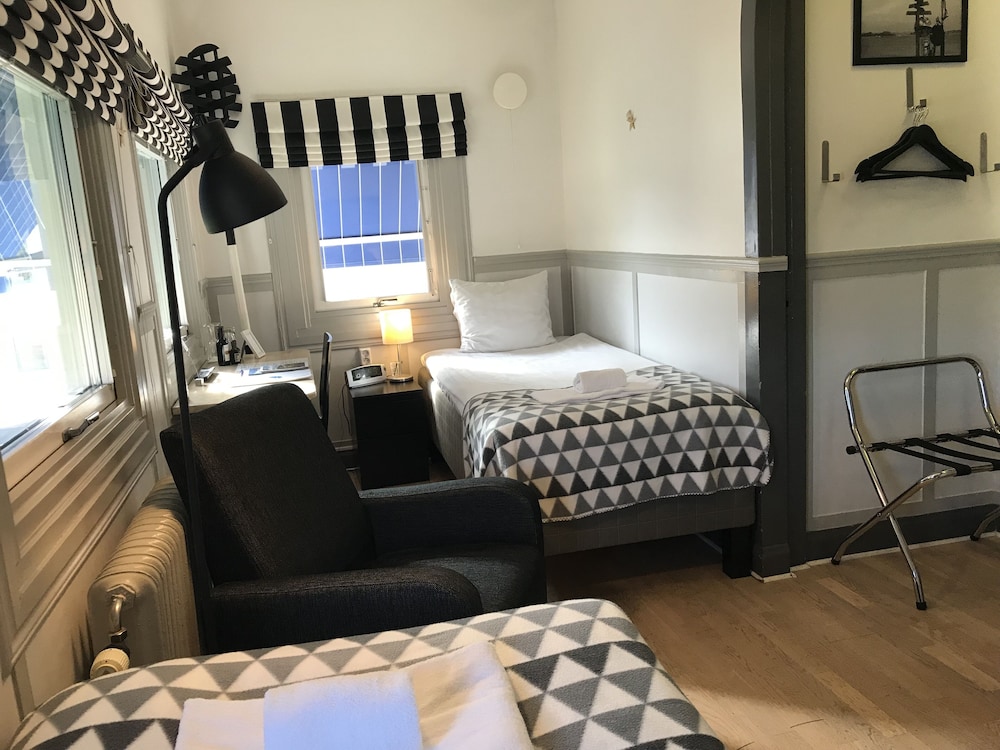 Economy Single Room, 1 Twin Bed (Small)