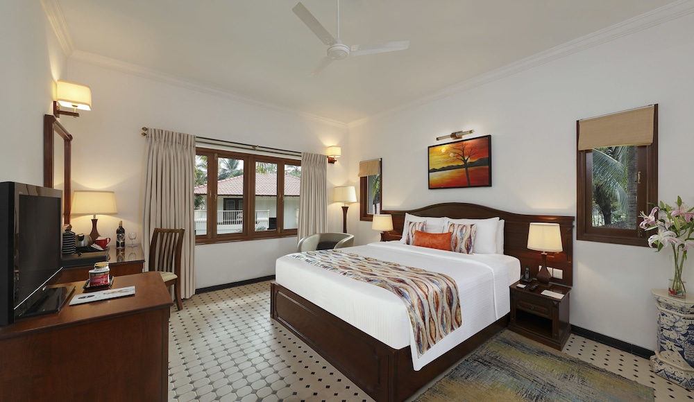 Executive Villa, 1 King Bed (with Balcony)