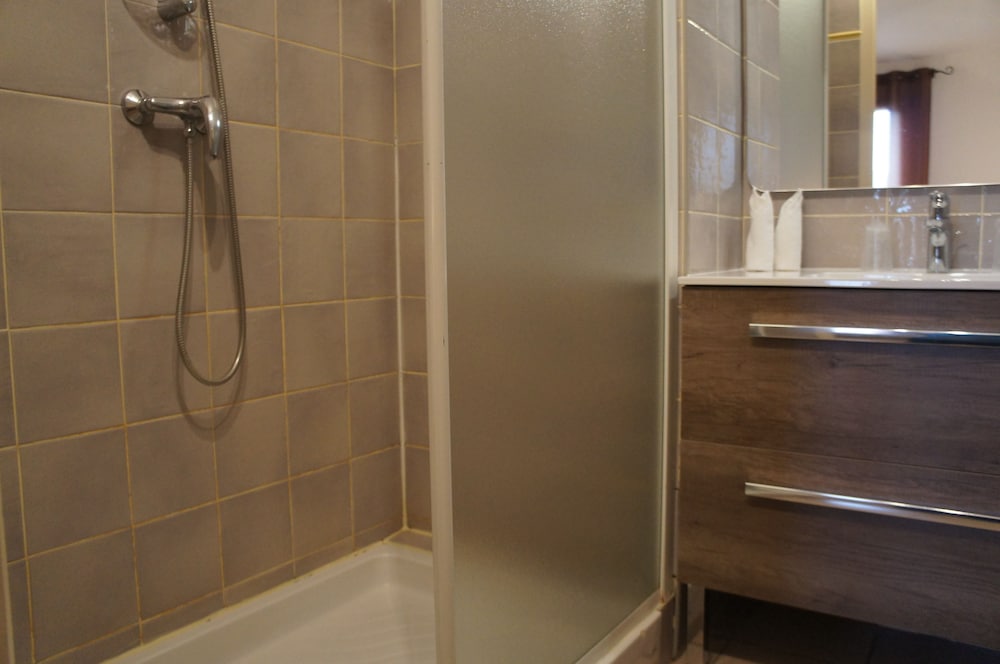Superior Room, Non Smoking - Photo 3