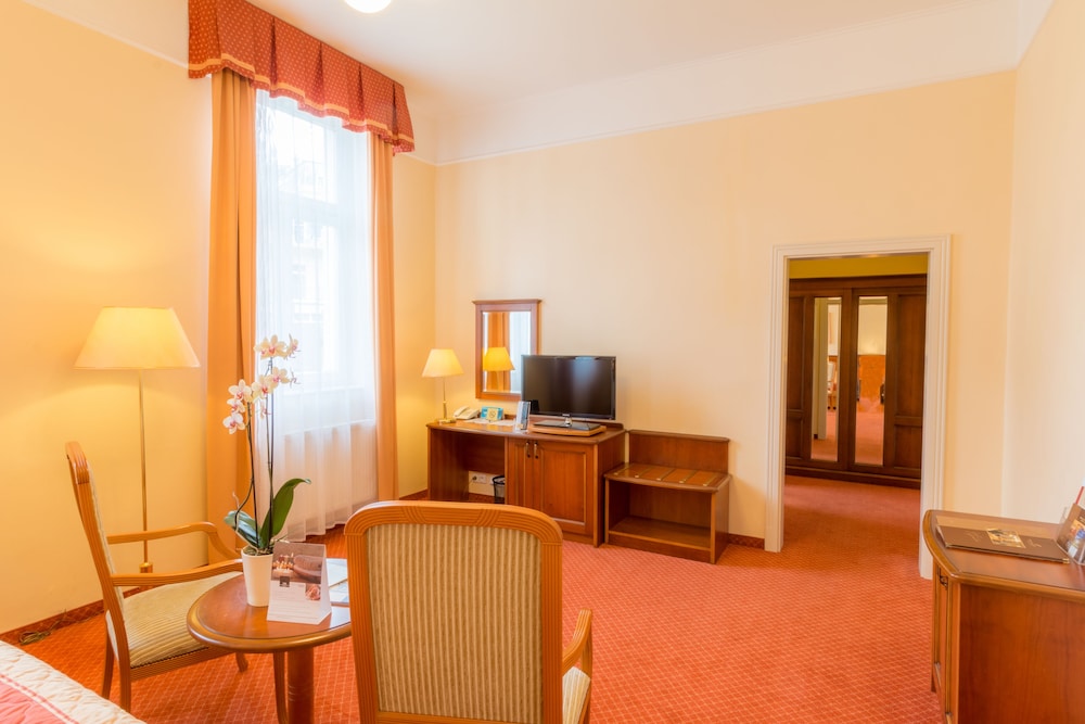 Double Room with Wellness and Fitness Access photo 3
