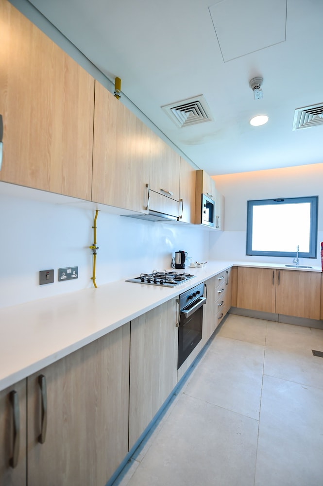 Two-Bedroom Apartment City View - Photo 11