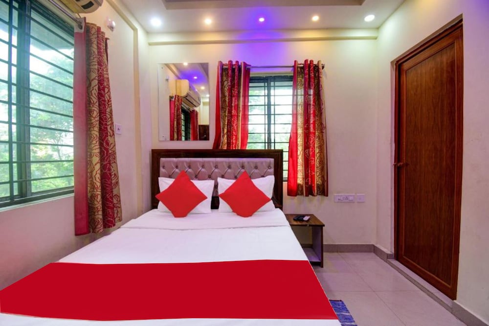 Deluxe Double Room, City View