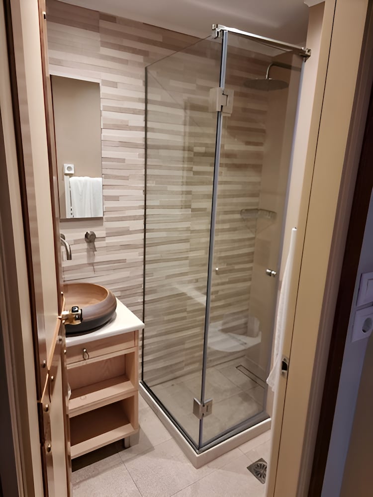 Triple Room - Photo 10