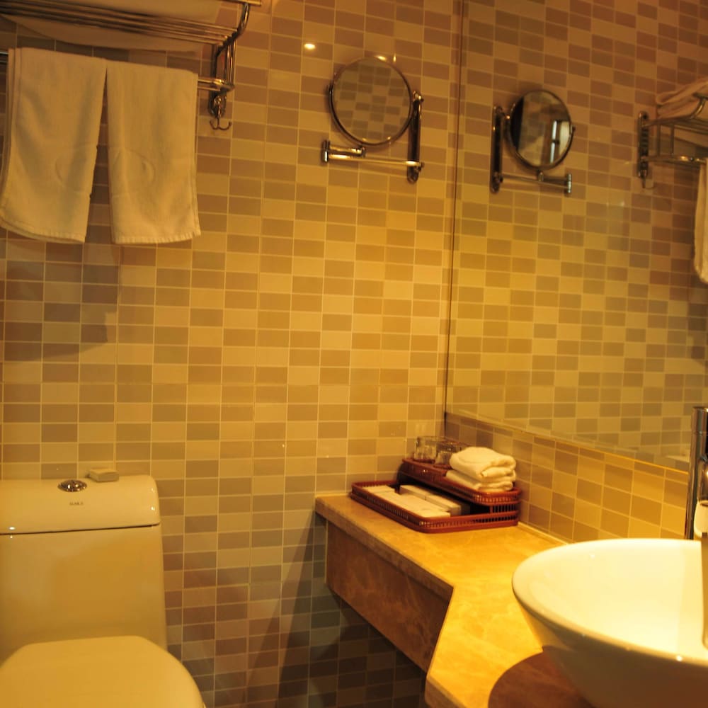 Standard Double or Twin Room photo 3