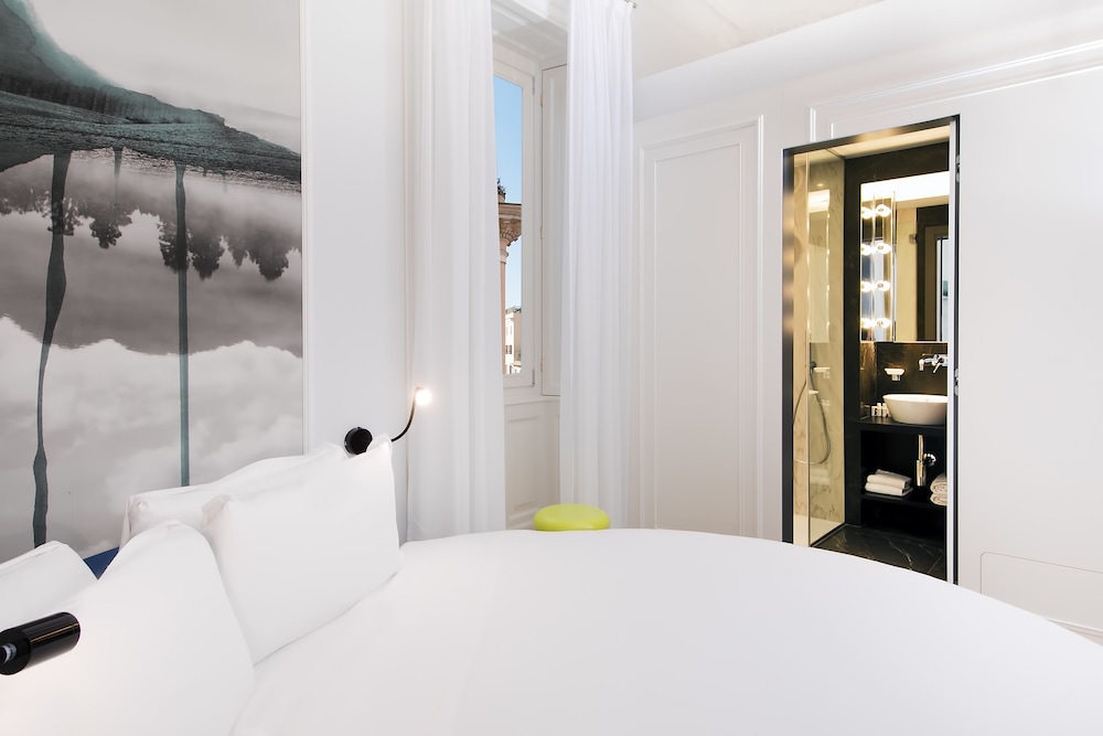 Design Room, City View