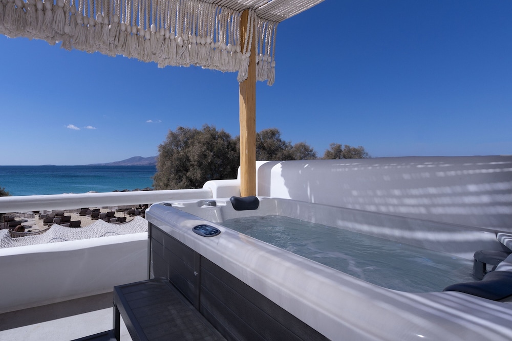 Panoramic Suite, Hot Tub, Sea View - Photo 3