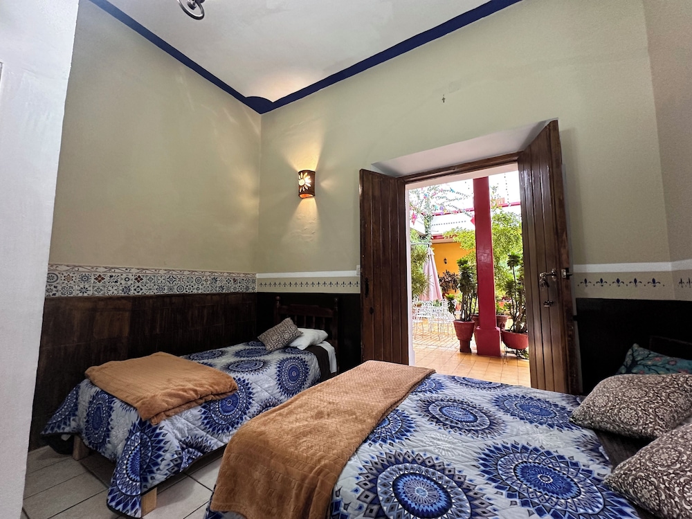 Classic Triple Room - Photo 1