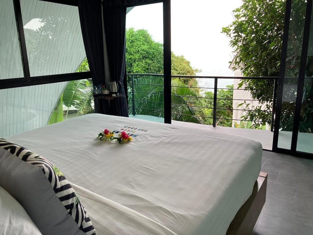 Superior Room, Garden View (A4)