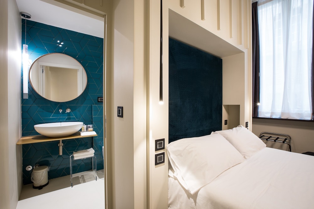 Premium Double Room Single Use photo 3