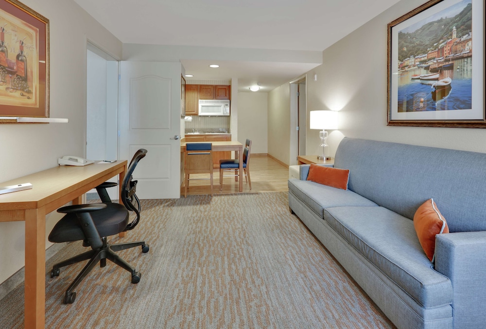 King Suite - Hearing Access/Non-Smoking