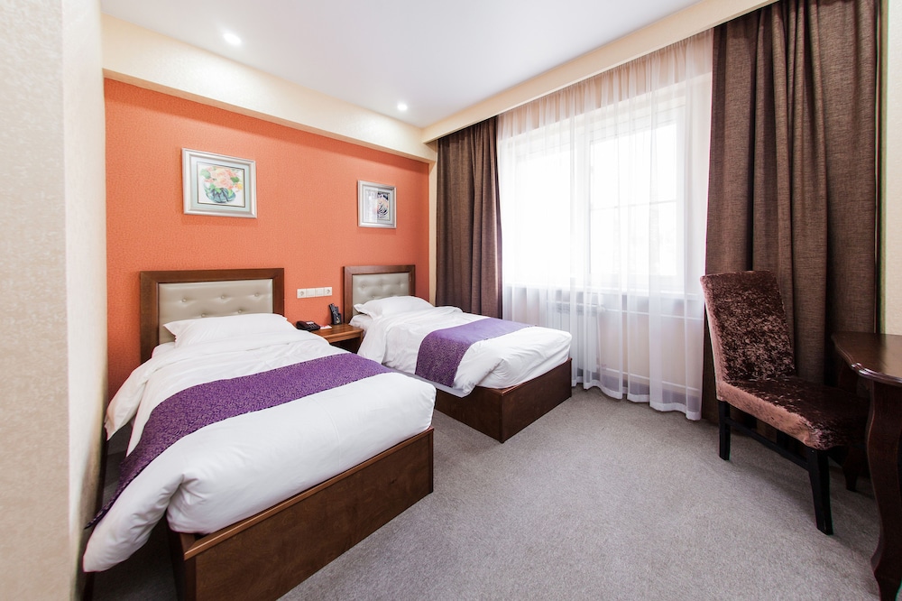 Standard Twin Room photo 2
