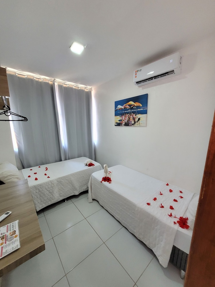 Superior Quadruple Room - Photo 2