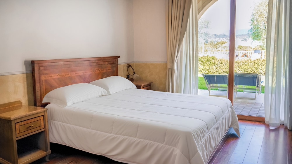 Superior Room - Photo 1