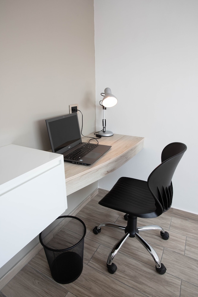 Standard Room photo 2