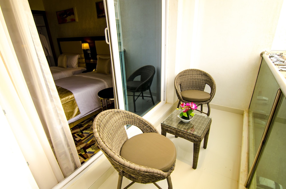 Executive Twin Room, 2 Twin Beds, Non Smoking photo 2