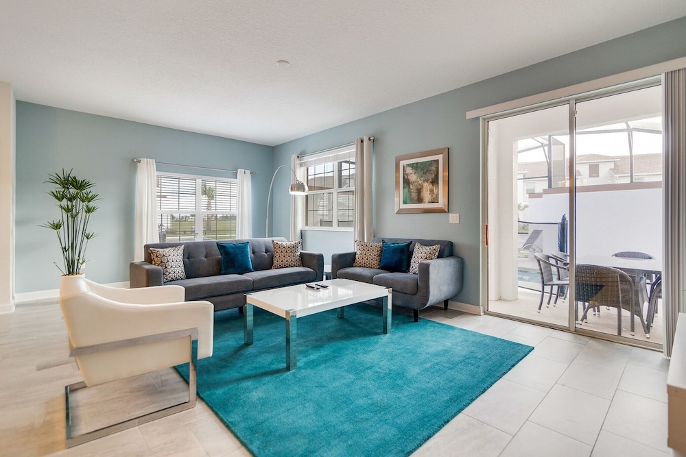 Townhome, 5 Bedrooms