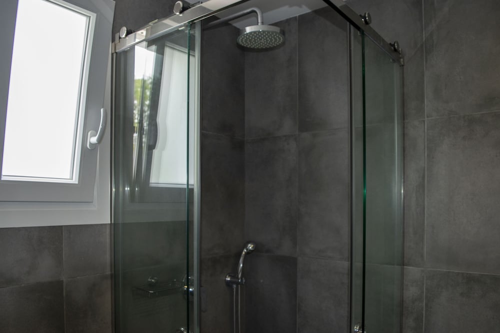 Pool Double or Twin Room - Photo 6