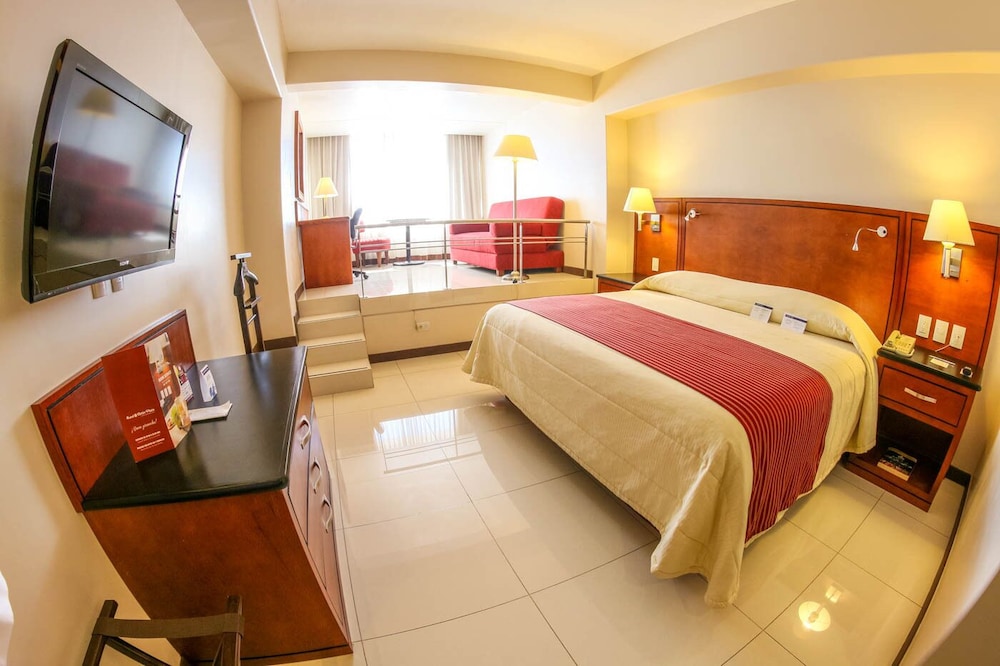 Junior Suite, 1 King Bed with Sofa bed photo 1