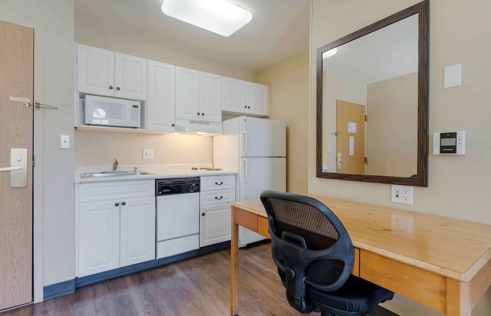 Deluxe Studio, Multiple Beds, Non Smoking photo 3