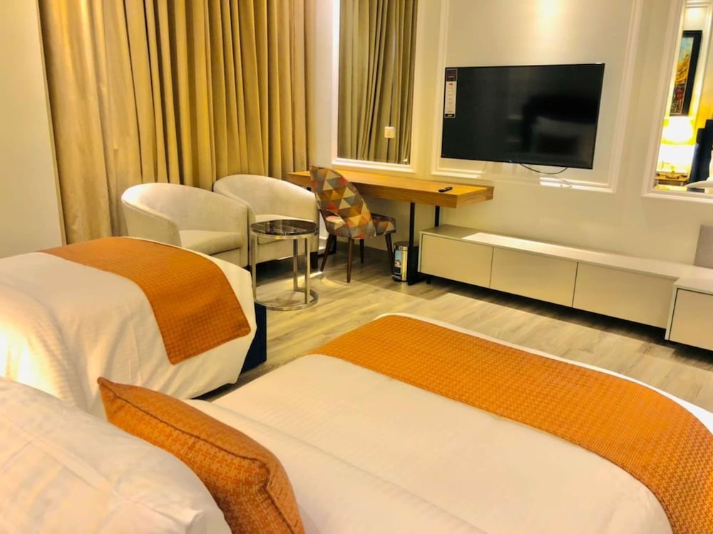 Deluxe Room, 2 Twin Beds, Non Smoking - Photo 3