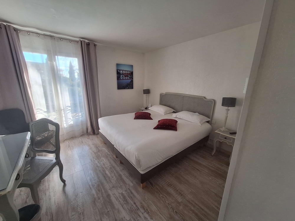 Classic Room, 1 Double Bed, Non Smoking - Photo 4
