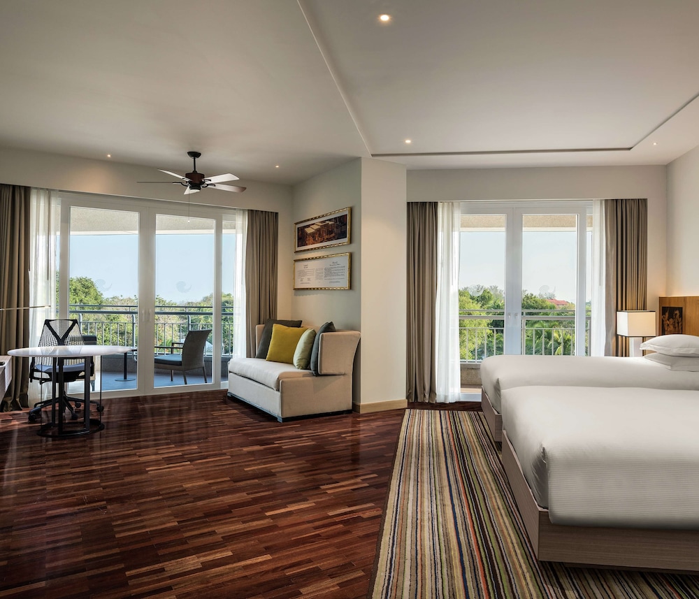 Junior Suite, 2 Double Beds, Club Lounge Access (Executive)