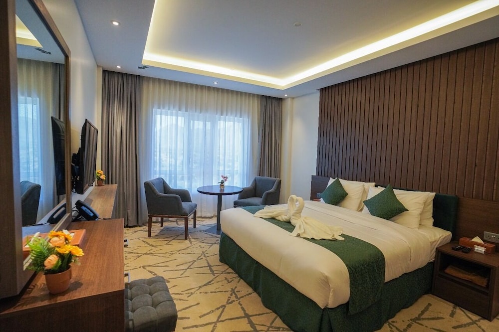 Deluxe Mountain View Room photo 2