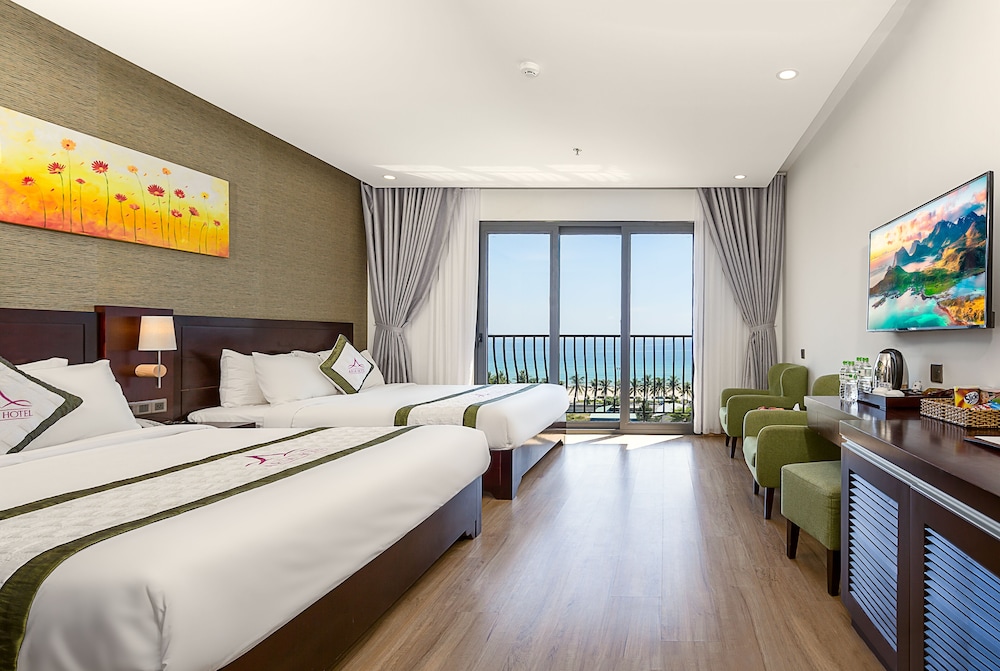 Family Room, Balcony, Ocean View
