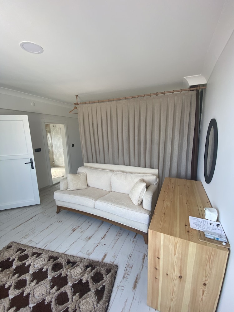 Grand Studio Suite