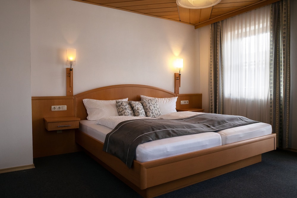 Standard Double Room (Landhotel)