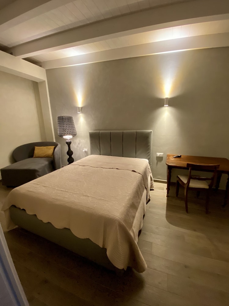 Luxury Room photo 2