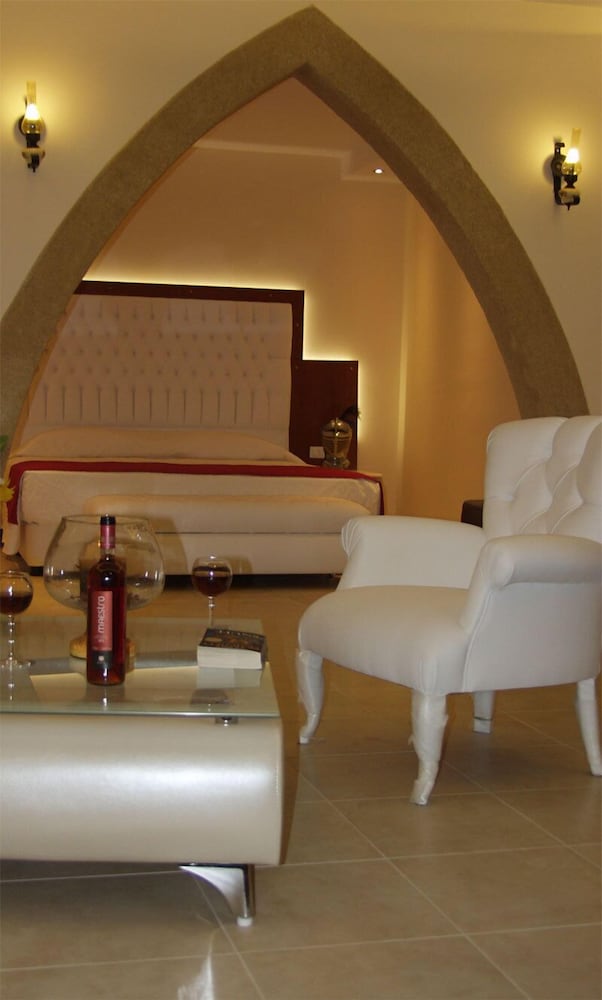 Grand Suite, Pool Access, Ground Floor (Adults Only) - Photo 4