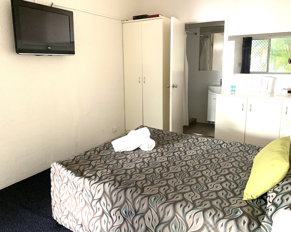 Standard Room, Non Smoking (Double) photo 3