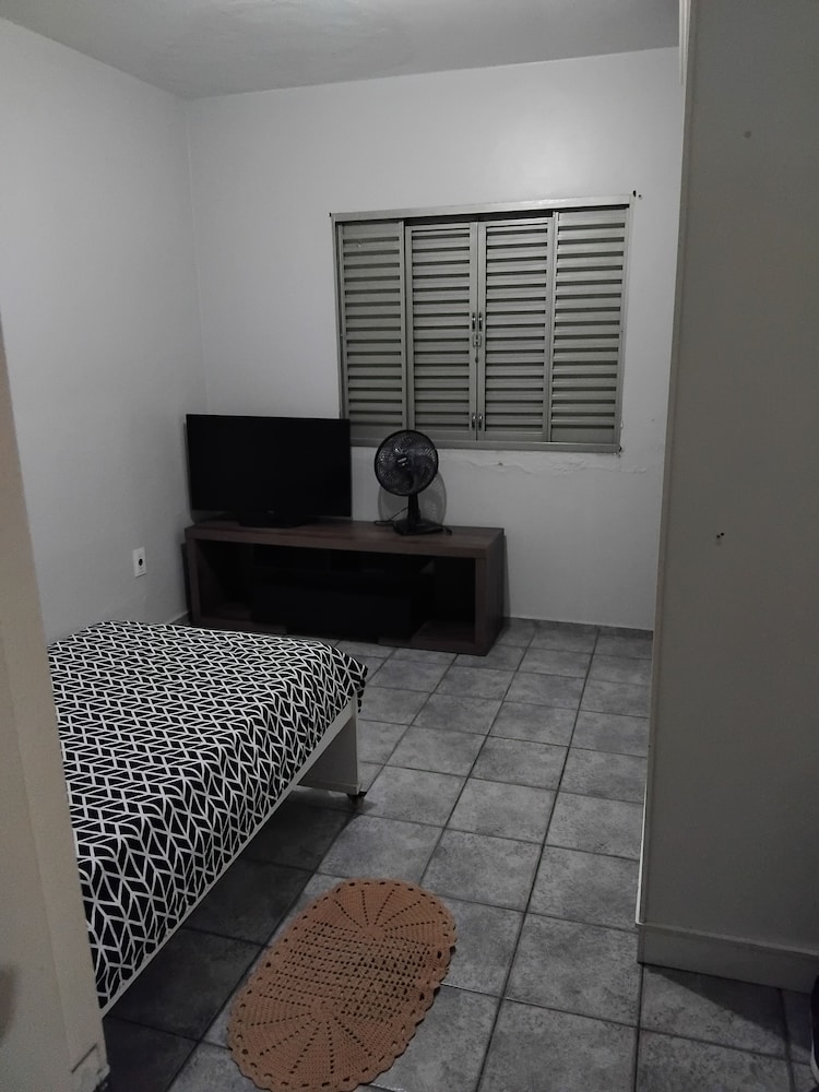 Basic Room photo 3