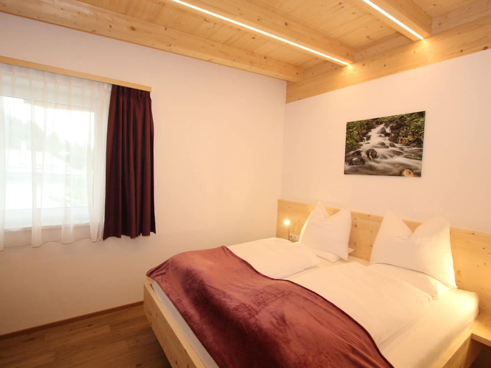 Classic Apartment, 3 Bedrooms photo 1
