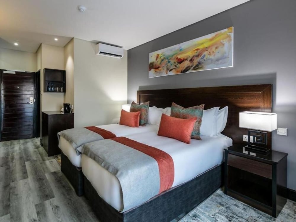 Superior Twin Room - Photo 1